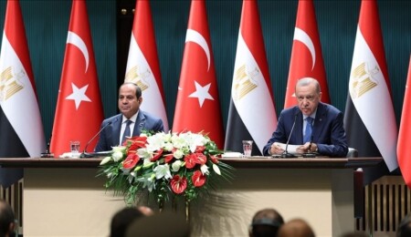 Suudi Arabistan-Mısır-Türkiye koordinasyonu bölgedeki gerilimin azaltılmasına nasıl destek sağlıyor?