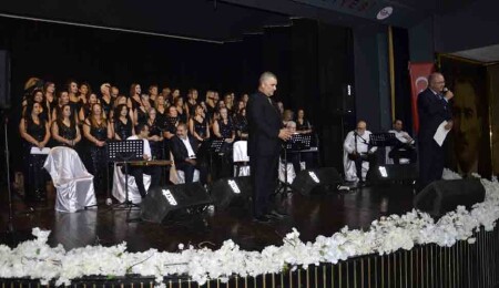 Çağdaş Müzik Derneği TSM Korosu, 1.Uluslararası Türk Müziği Korolar Festivali’ne katıldı