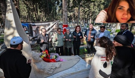 Özgecan Aslan ölümünün 11. yılında Mersin'deki mezarı başında anıldı