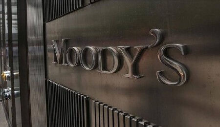 Moody's, Türkiye'nin kredi notunu yükseltti