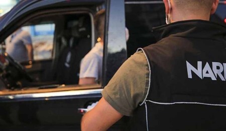 4 ilçede narkotik operasyonları: 5 kişi tutuklandı