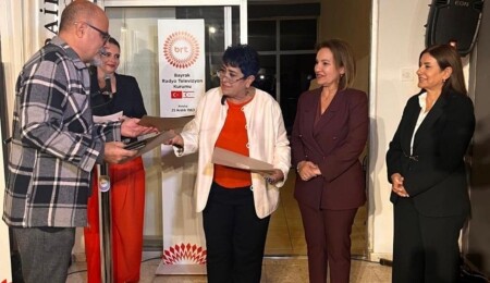 Zamanın Baskısı Sergisi açıldı: BRT’nin 62 yıllık hafızası sanatla buluştu