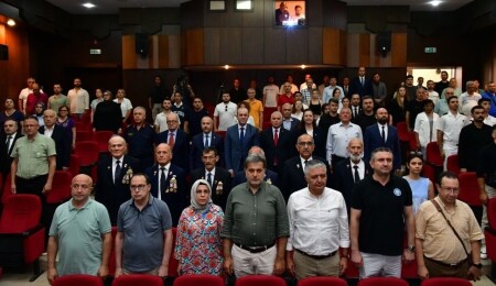 Kıbrıs Barış Harekâtı'nın 51. yılı Trabzon'da anma programıyla kutlandı