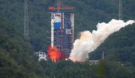 Çin, yüksek çözünürlüklü gözlem uydusu Gaofın-14 02’yi uzaya gönderdi