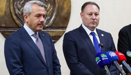 Ziya Öztürkler: Kıbrıs Türk halkının geleceği, Türkiye ile omuz omuza ilerlemekten geçiyor