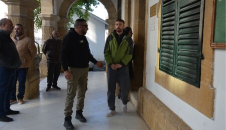 Ercan’da 2 gram uyuşturucuyla yakalanan zanlı 5 gün daha tutuklu