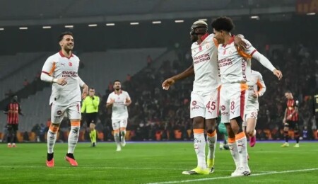 Galatasaray, Karagümrük deplasmanında 3 golle kazandı