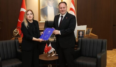 Ombudsman Varol 40'ıncı Dönem Raporunu Öztürkler'e sundu: 6 ayda 17 şikayet başvurusu