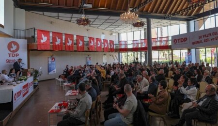 TDP 9'uncu Olağan Kurultayı tamamlandı: Yeniden Başkan seçilen Çeler'den "Meclis'e hazırız" vurgusu