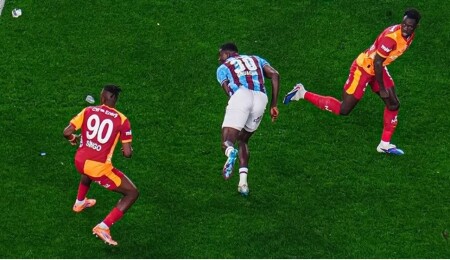 Şampiyonluk yarışı kızıştı: Trabzonspor 2-1 Galatasaray