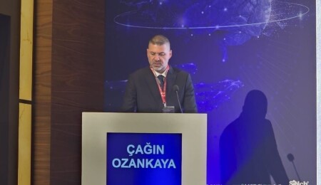 Çağın Ozankaya, Türk Nöroşirurji Derneği 39'uncu Kongresi’nde KKTC’yi temsil etti