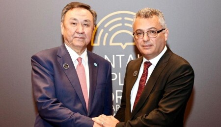 Erhürman, Türk Devletleri Teşkilatı Genel Sekreteri Ömüraliyev ile görüştü