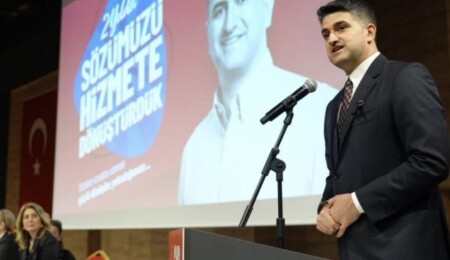 Türkiye'de Ataşehir Belediye Başkanı Onursal Adıgüzel tutuklandı