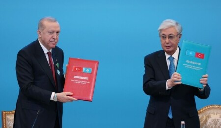 Türkiye ile Kazakistan arasında 12 anlaşma imzalandı: Yatırım teşviki ve enerji işbirliği