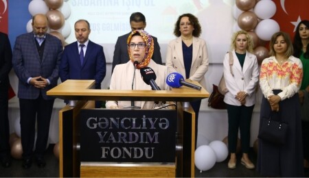 Bakü’de dayanışma kermesi: Gelir yetim ve öksüz çocuklara aktarılacak