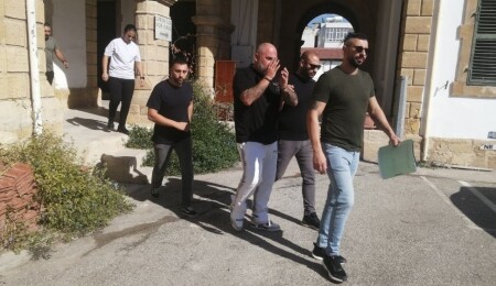 Lefkoşa'da aracında 120 gram uyuşturucu taşımakla itham edilen zanlı 8 gün daha tutuklu!
