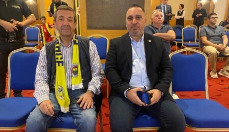 Fenerbahçeli İş İnsanları Derneği’nin 3'üncü Olağan Genel Kurulu'nda Aliusta yeniden başkan seçildi
