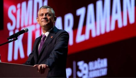 Özgür Özel, 4'üncü kez CHP Genel Başkanı seçildi: Oyların tamamını aldı