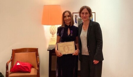 Ferdiye Ersoy’a Fransa devlet nişanı ‘Officier des Palmes Académiques’ takdim edildi