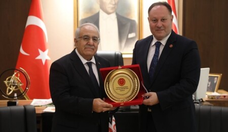 Öztürkler'den Türk Dünyası ve İslam ülkeleri arasındaki akademik iş birliğini güçlendirme çağrısı