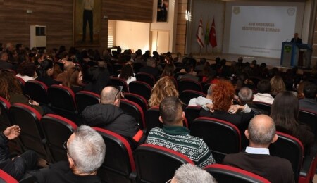 Güvenli Okul Projesi kapsamında okul idarecilerine adli ve narkotik konularında eğitim verildi
