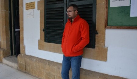 Ercan Havalimanı’nda çantasında 5 adet mermi bulundurmakla itham edilen zanlı, 20 gün daha tutuklu