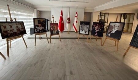 Kıbrıs Türk Kültür Derneği, Küçük ve Denktaş'ı andı: Sergi bir hafta boyunca ziyaretçilere açık olacak