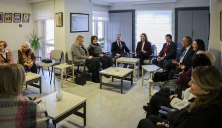 CTP, Ankara'da Kıbrıs Türk Kültür Derneği’ni ziyaret etti: Yeni döneme ilişkin siyasi vizyon aktarıldı