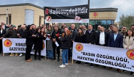 Meclis önünde “ifade özgürlüğü” eylemi: Geri adım atılmazsa Meclis önünde çadır kuracağız
