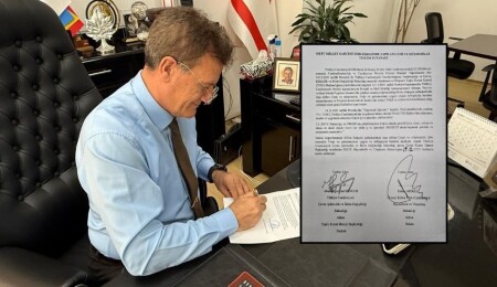 Erhan Arıklı, Millet Camisi'nin, Vakıflar İdaresi’ne devredildiğini açıkladı