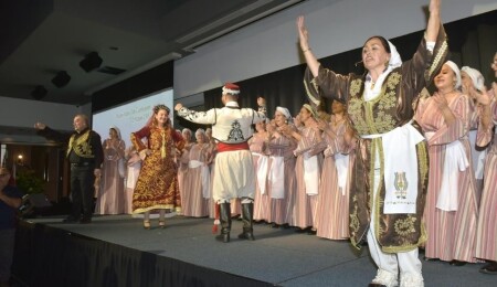 "Gelenekten Geleceğe Mirasımız Kıbrıs" müzikali Sydney’de sahnelendi