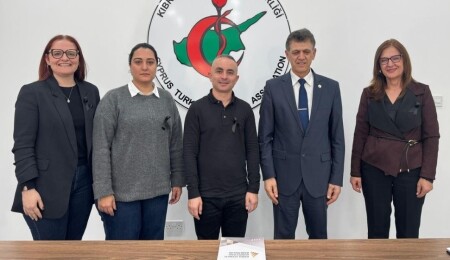 Kamu Hizmeti Komisyonu'ndan Tabipler Birliği’ne ziyaret: Faaliyet raporu ele alındı