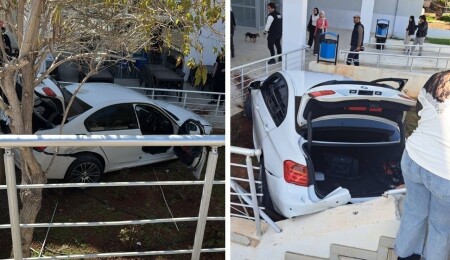 DAÜ'de bir araç yoldan çıkarak yayalara çarptı: 3 kişi yaralandı!