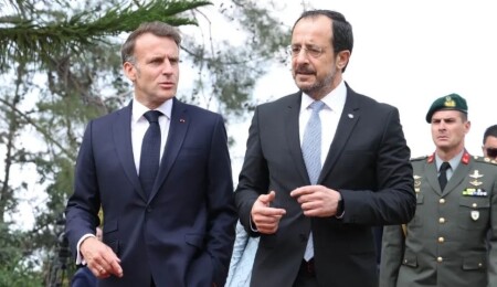 Emmanuel Macron ve Nikos Hristodulidis’ten savunma ve enerji alanında stratejik iş birliği mesajı