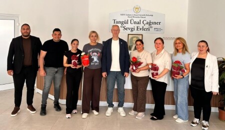 Çalışma Bakanı Hasipoğlu'ndan Anneler Günü’nü ziyareti: Personelin Anneler Günü kutlandı