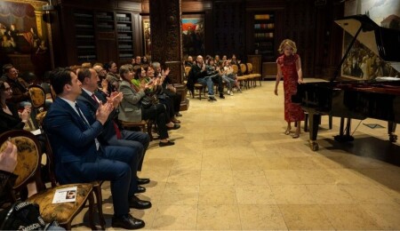 Rüya Taner, Avrupa turnesi kapsamında Üsküp’te konser verdi
