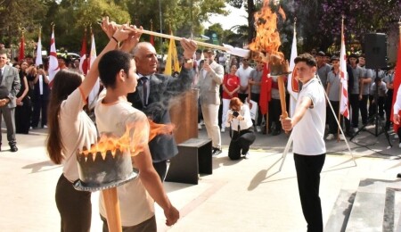 19 Mayıs Atatürk’ü Anma, Gençlik ve Spor Bayramı Haftası Gençlik Meşalesi’nin yakılmasıyla başladı