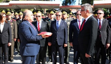 19 Mayıs Atatürk’ü Anma, Gençlik ve Spor Bayramı kutlanıyor: Lefkoşa’da devlet töreni düzenlendi