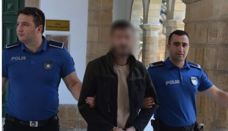 Evinde tabanca ve sentetik uyuşturucu barındırmakla itham edilen zanlı 3 gün tutuklu kalacak