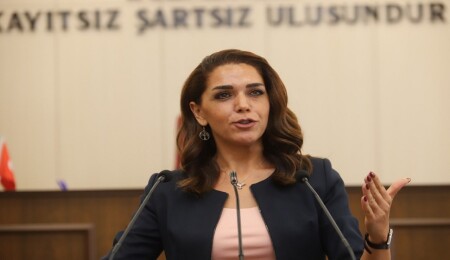 Fide Kürşat: Tarımdan sorumlu bakan olarak harekete geçin, görmezden geldiğiniz tarafları bir araya getirin