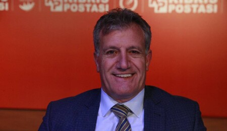 Erhan Arıklı'dan Meclis'te yaşananlara "Sandalye kapmaca" yorumu