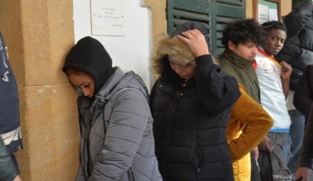 Sahte evrakla ikamet izni soruşturmasında 3 kişi daha mahkemeye çıkarıldı