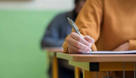 Grev sebebiyle ertelenen sınavlar yarın yapılacak