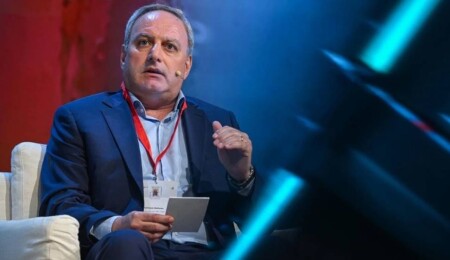AKEL Genel Sekreteri, Katar büyükelçisiyle görüştü: İkili ilişkiler ele alındı