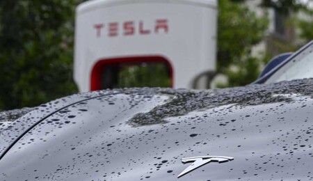 Tesla’s Sales in EU Slump 52 pct in April, says Trade Group