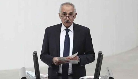 AK Parti Milletvekili Yakup Taş, enkaz altında hayatını kaybetti