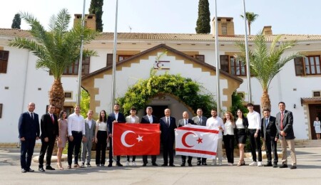 Cumhurbaşkanı Tatar, Ahmet Yesevi Üniversitesi heyetini kabul etti