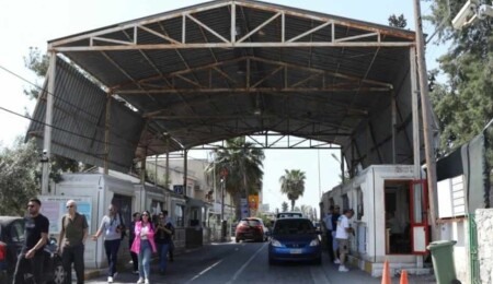 Beyarmudu Sınır Kapısı'nda sahte kimlik olayı: 1 kişi tutuklandı