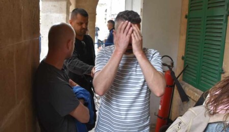 Uyuşturucu ve izinsiz ikamet suçlarıyla itham edildi: 3 gün tutuklu kalacak