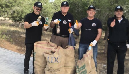 Her Daim Doğa Dostları ile Toplumsal Varoluş Derneği geri dönüşümlü orman temizliği yaptı